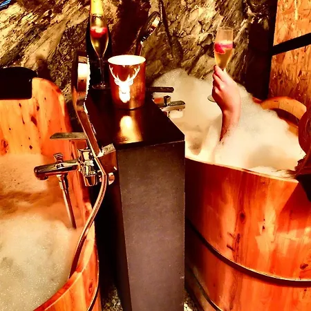 Barotel - Bed & Dinner Bed and Breakfast